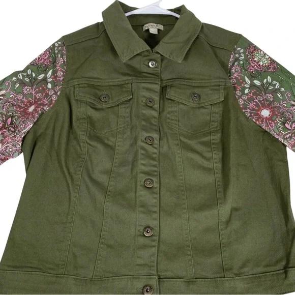 NWT One World Live & Let Live Womens Jacket Size XL Green Multicolor Sleeves - Picture 8 of 8